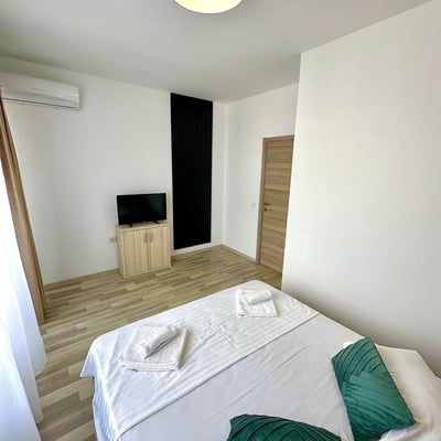 Rent of a comfortable 3-room penthouse, 85 m², Mamaia, Constanța, Romania